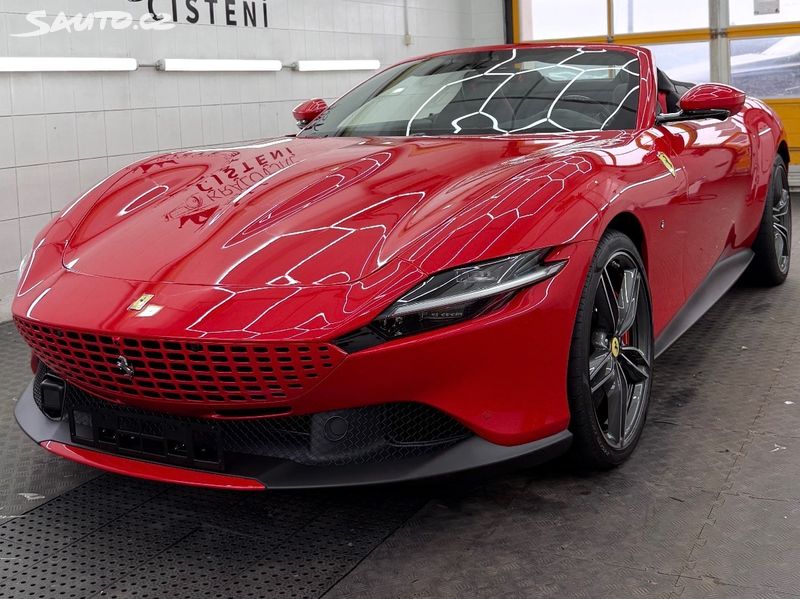 Ferrari Roma, Spider